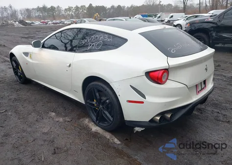 2016 Ferrari Ff z USA, uszkodzony, nr VIN ZFF73SKA0G0216109